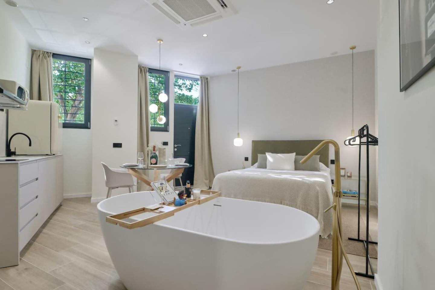 Romantic Apartment N1 Oceanografico By Virkin Suites Valencia Exterior photo